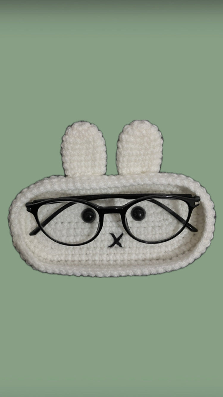 Miffy glasses holder